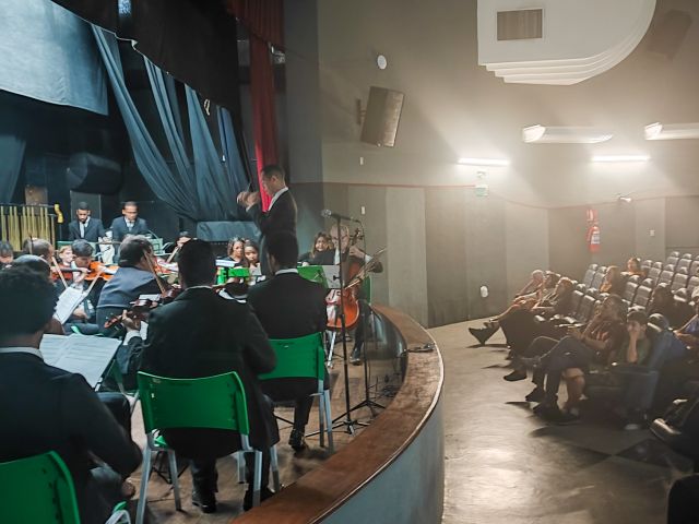 Concerto de fim de ano: Orquestra Acadêmica do Ifes, Coro Cameria e Coral ReEncanto (Ifes – Reitoria)