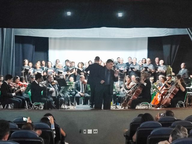 Concerto de fim de ano: Orquestra Acadêmica do Ifes, Coro Cameria e Coral ReEncanto (Ifes – Reitoria)