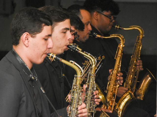 Concerto de fim de ano: Pop&Jazz Orquestra-Ifes