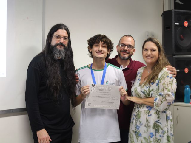 Estudantes do Ifes se destacam na OBF e OBFEP 2024