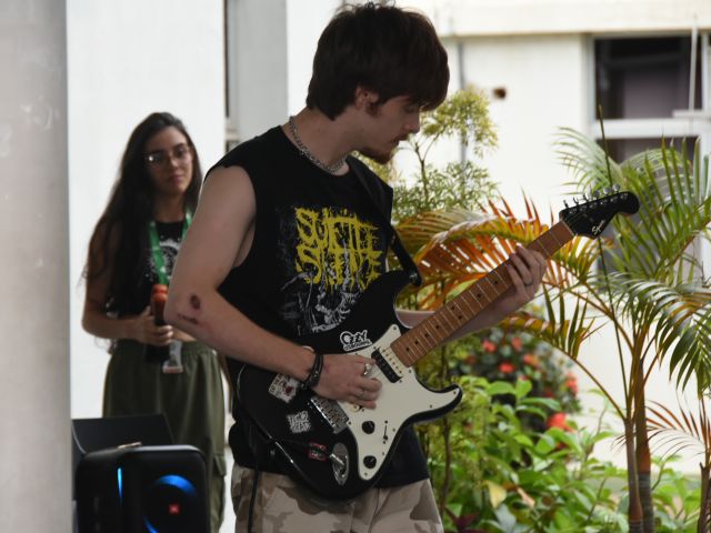 Campus Vitória realiza Semana do Livro, da Biblioteca e do Servidor
