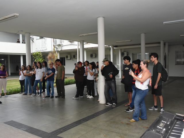 Campus Vitória realiza Semana do Livro, da Biblioteca e do Servidor