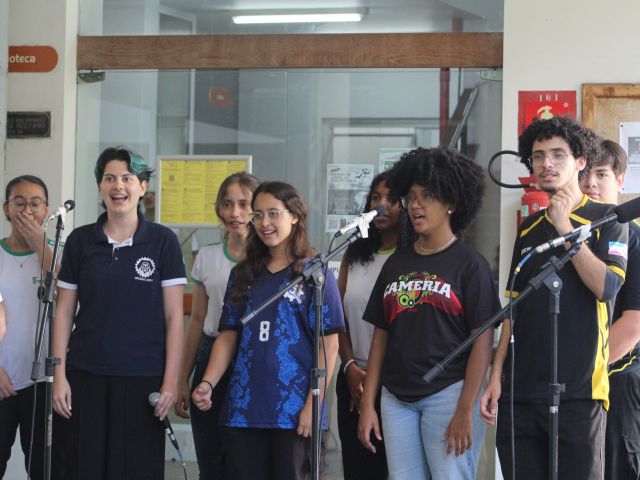 Campus Vitória realiza Semana do Livro, da Biblioteca e do Servidor