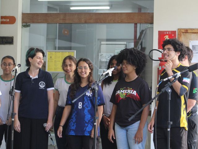 Campus Vitória realiza Semana do Livro, da Biblioteca e do Servidor