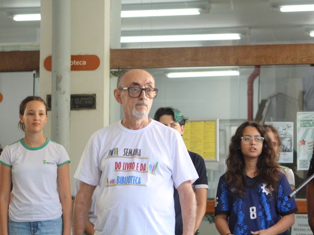 Campus Vitória realiza Semana do Livro, da Biblioteca e do Servidor