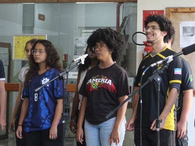 Campus Vitória realiza Semana do Livro, da Biblioteca e do Servidor