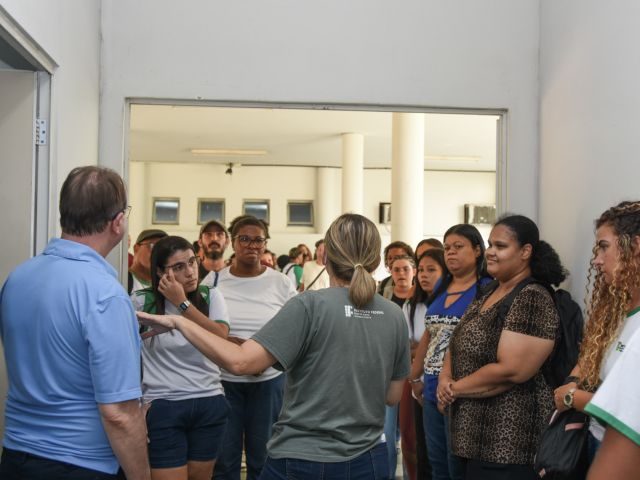 Estudantes novos são recebidos com programação especial em 6 de fevereiro