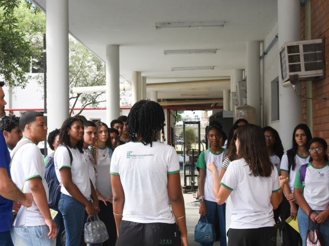 Estudantes novos são recebidos com programação especial em 6 de fevereiro