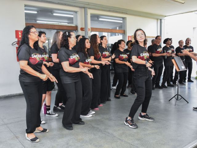 Estudantes novos são recebidos com programação especial em 6 de fevereiro