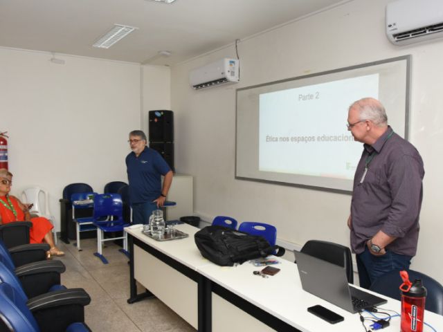 Capacitação em comemoração ao Dia Nacional da Ética reúne 50 participantes