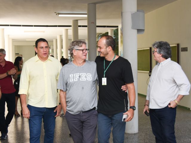 Direção-Geral e Reitoria entregam Bloco da Metalurgia e anunciam construção do refeitório do campus